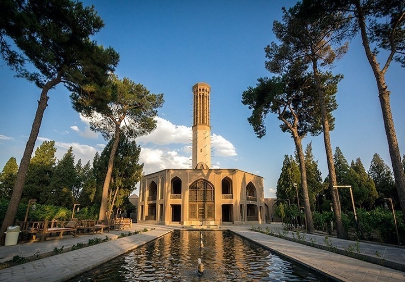 Dowlat Abad Garden